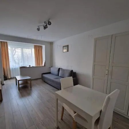 Apartament 2 *